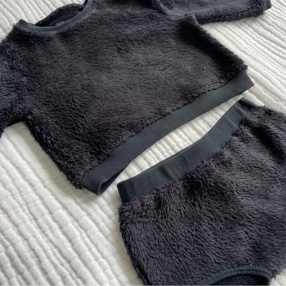 Emile et Ida fuzzy Sweater & Bloomer set - Picture 2 of 6